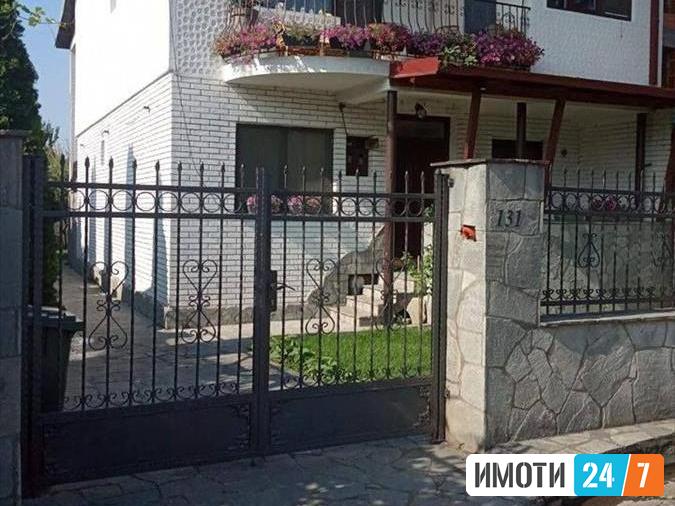Се продава куќа 200м2Бутел 1