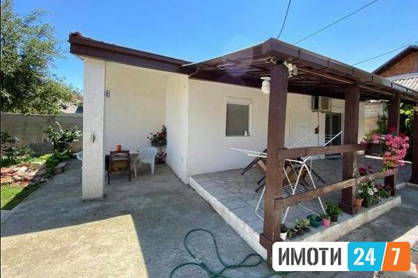 Se prodava kuka 80m2Naselba Lisice