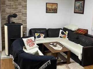 Se prodava kuka 80m2Naselba Lisice