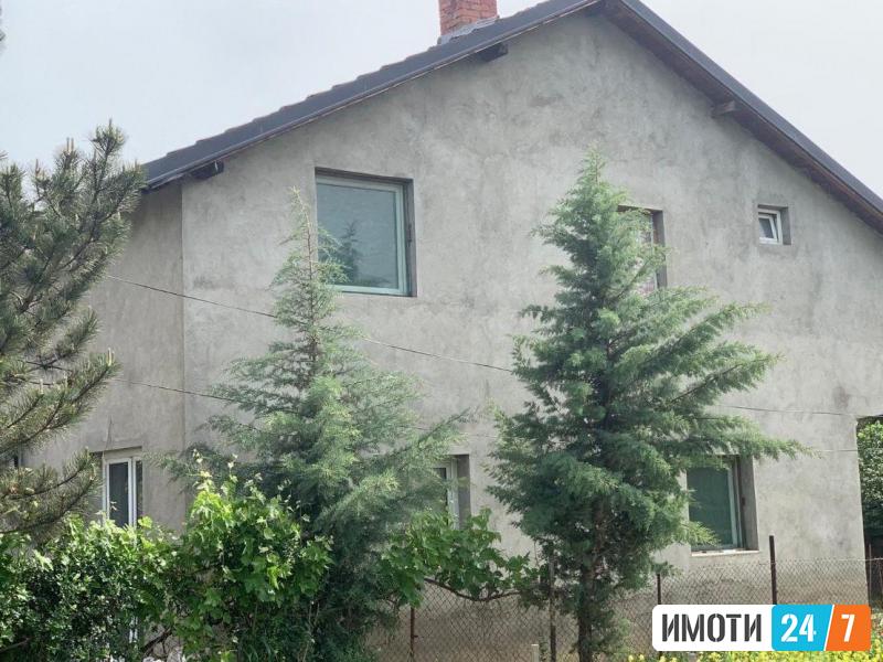 Се продава семејна куќа 150м2Инџиково
