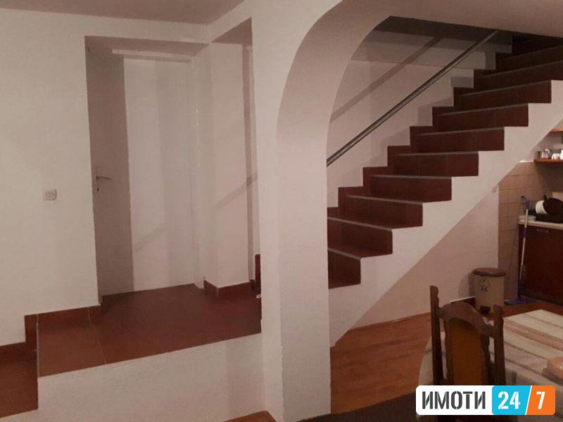 Се продава семејна куќа 150м2Инџиково