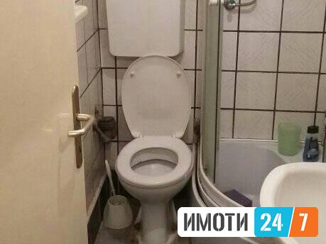 Се продава трособен стан 55м2Карпош со двор