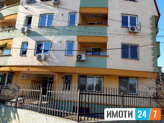 Се продава стан 55м2Хром