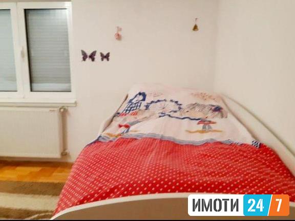 Се продава стан 55м2Хром