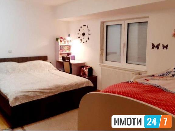 Се продава стан 55м2Хром