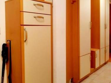 Се продава стан 55м2Хром