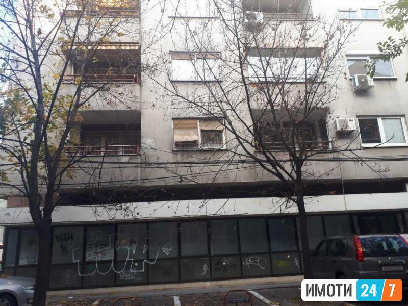 Се продава стан 94м2Дебар Маало