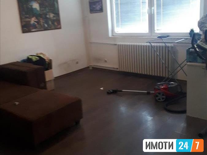Се продава стан 94м2Дебар Маало