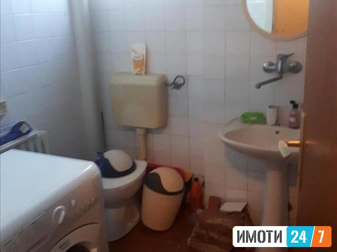 Се продава стан 94м2Дебар Маало