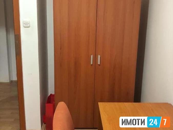 Се издава трособен стан 62м2Капиштец