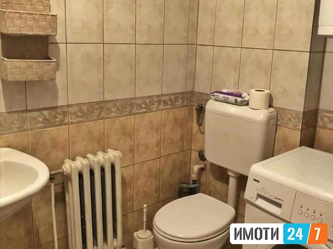 Се издава трособен стан 62м2Капиштец