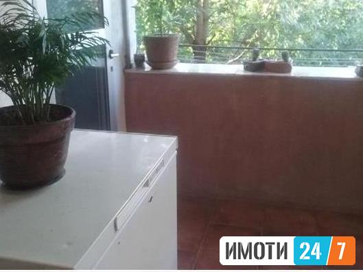 Се продава стан 81м2Аеродром - Острово