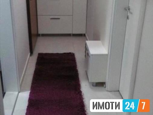 Се издава стан 60м2кај Мида