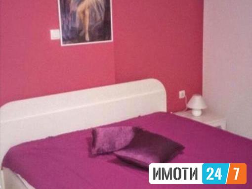 Се издава стан 60м2кај Мида