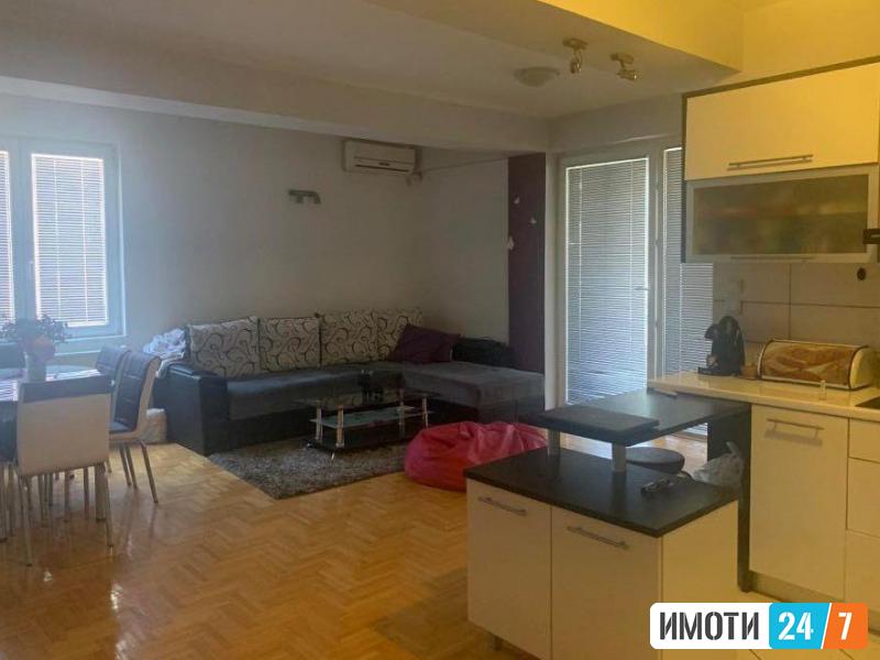 Се издава луксузно наместен стан 73м2Центар