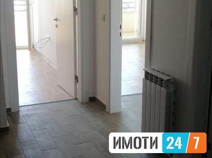Се продава нов трособен стан 84м2Капиштец