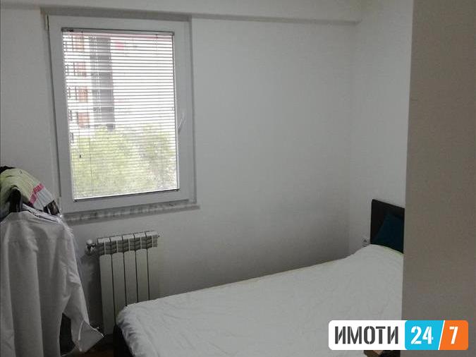 Се издава трособен стан 552Тафталиџе