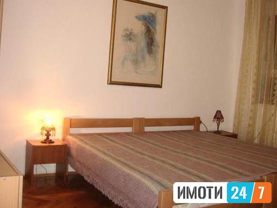 Се изнајмува трособен наместен стан од 68м2Карпош1