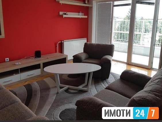 Се продава стан на одлична локација 65м2Центар