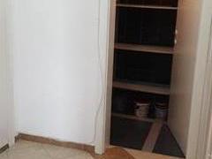 Се продава стан на одлична локација 65м2Центар