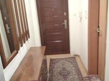 Се изнајмува стан 50м2 на одлична локација Мичурин