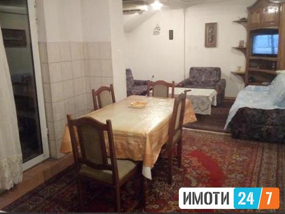 Се продава стан 50м2 на одлична локација во Мичурин