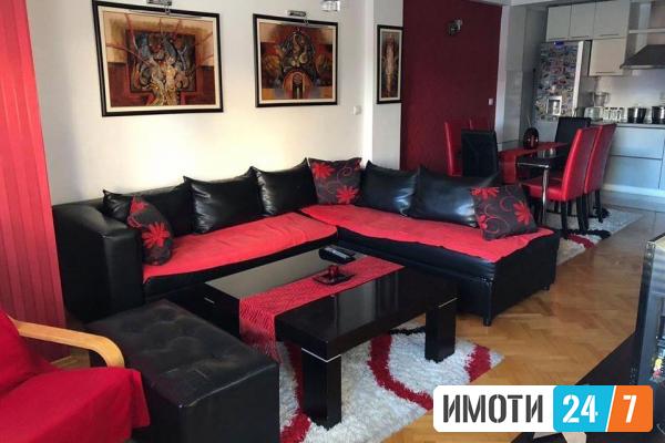 Se prodava prekrasen stan 82m2CENTAR