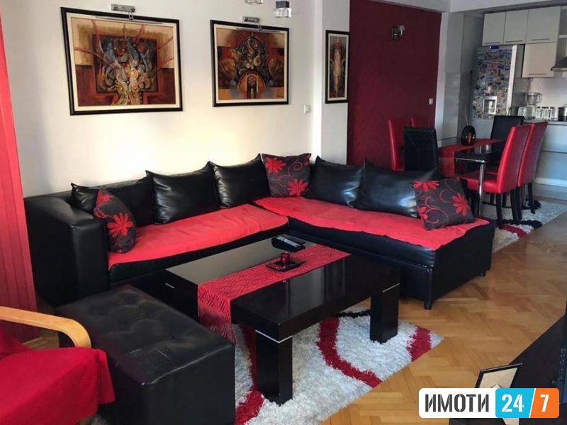 Se prodava prekrasen stan 82m2CENTAR