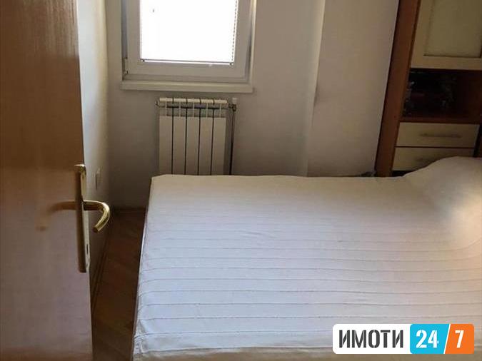 Se prodava prekrasen stan 82m2CENTAR