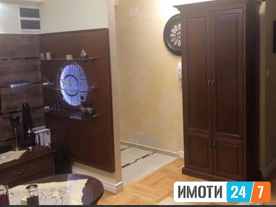 Se prodava Odlicen stan 66m2Vlae2