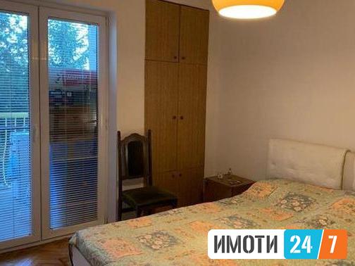 Се продава стан 119м2стар Аеродром
